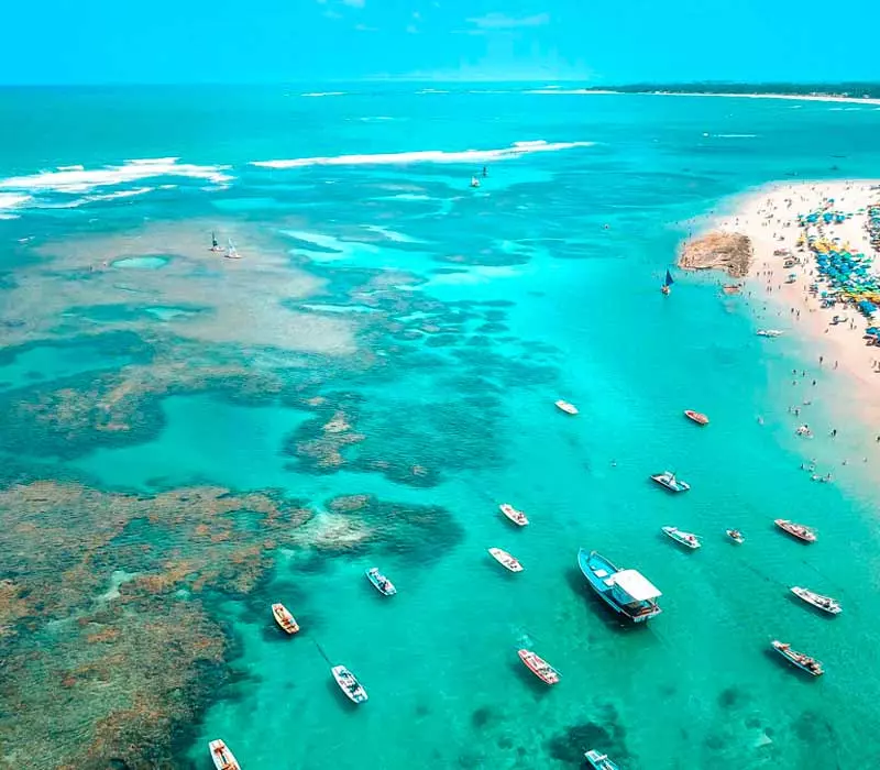 O Hotel Village Porto de Galinhas é um Resort localizado em Porto de Galinhas, onde você vai relaxar em águas cristalinas repletas de peixinhos coloridos